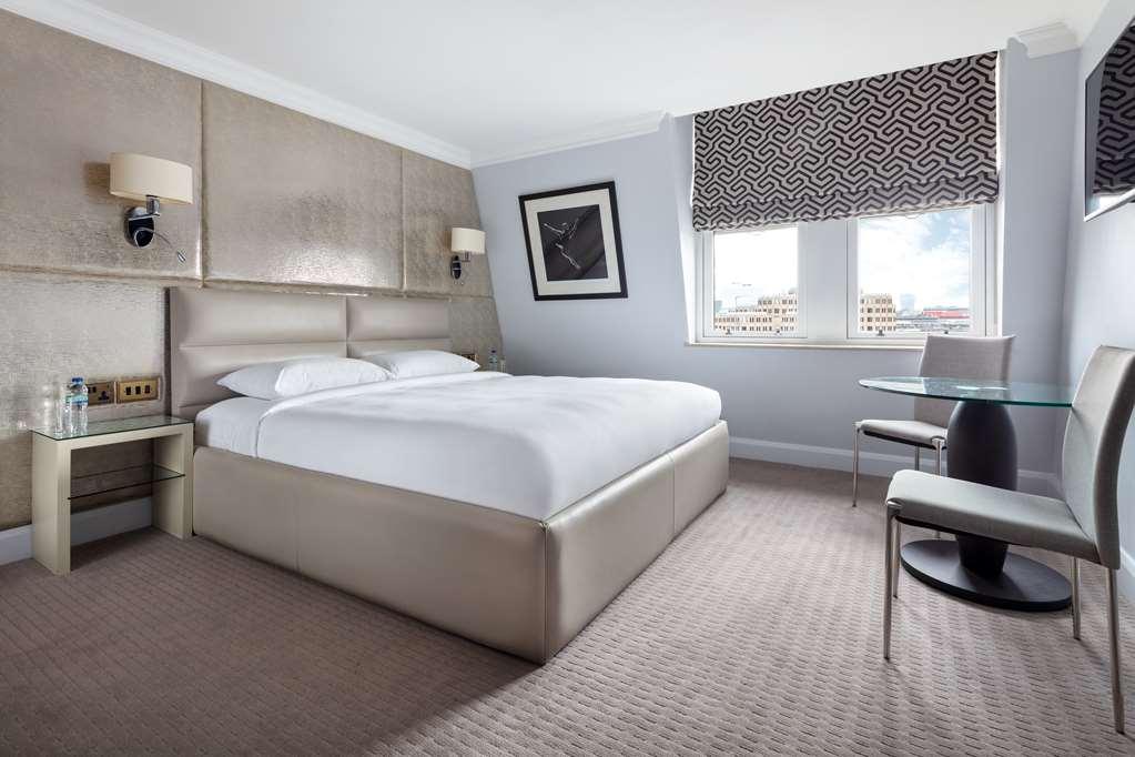Radisson Blu Hotel, Mercer Street 5* London